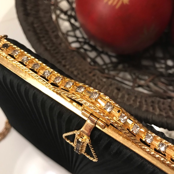 👛 Little Black Evening Bag 👜 - Picture 3 of 5